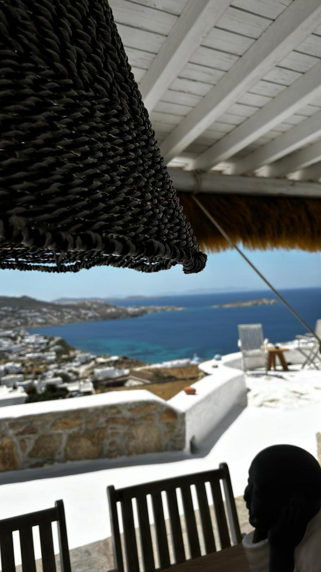 Vougli View *